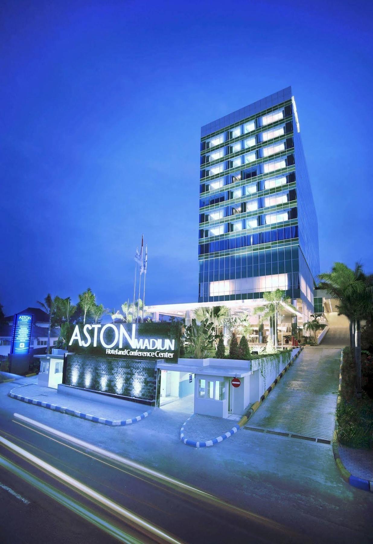 Aston Madiun Hotel & Conference Center Exterior foto